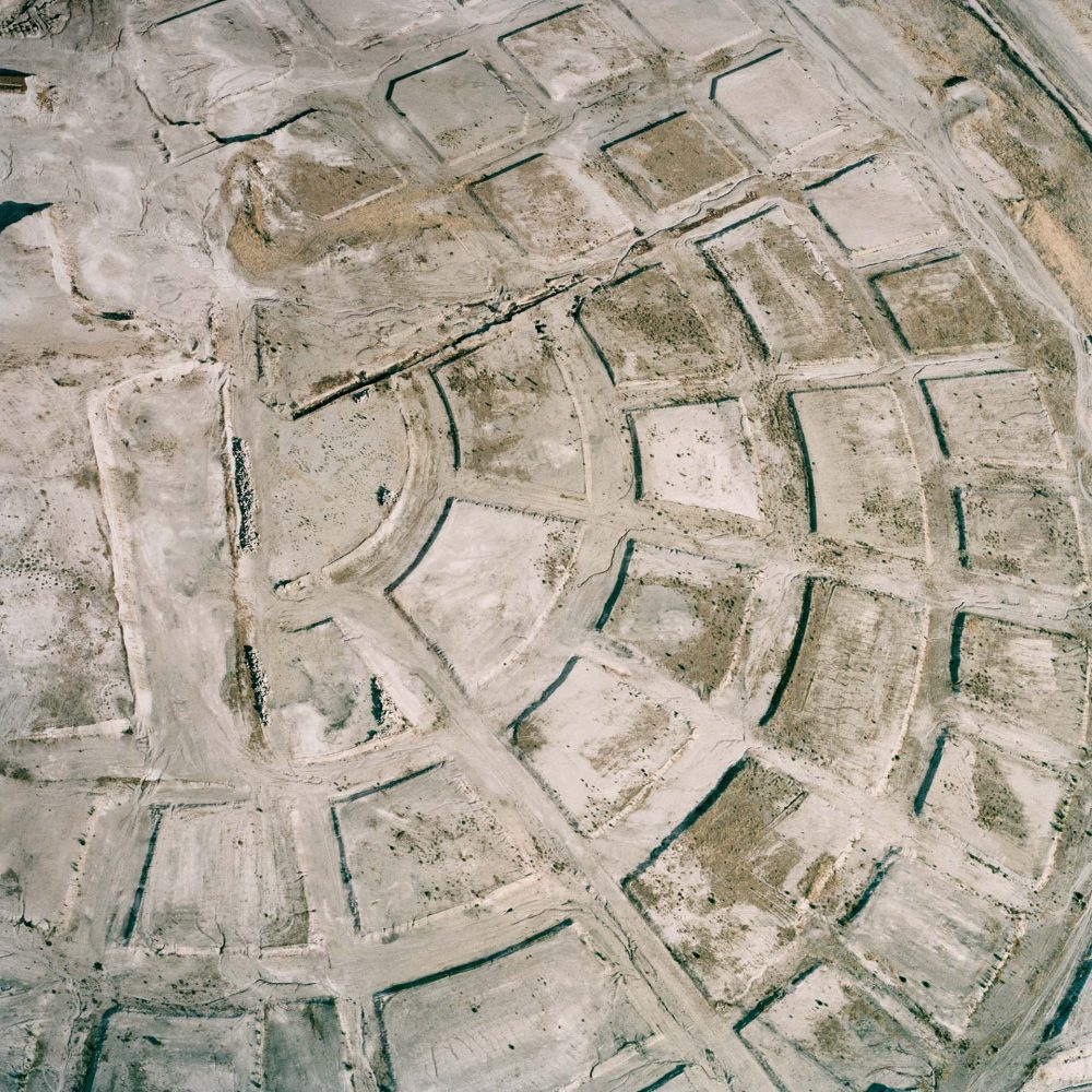 The Fall, Vicalvaro 3, 2013

Archival Pigment Print | 48 by 48 inches, edition of 6 + 2AP | 29 by 29 inches, edition of 6 + 2AP